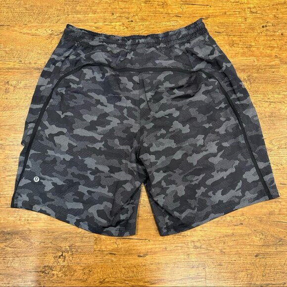 Lululemon Black Gray Camo Gym Performance Pace Breaker Lined Short Men's‎ L 30x9 - Picture 2 of 7